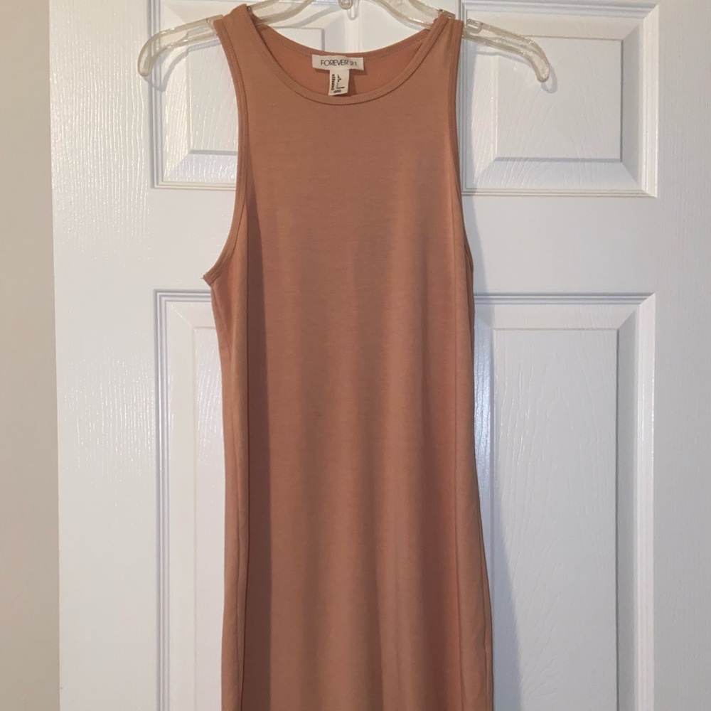 Light pink, cotton midi dress. Forever 21.